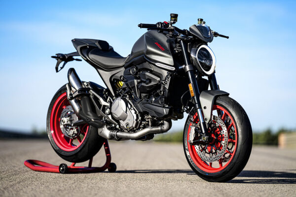 Ducati R Monografia Cuoredesmo